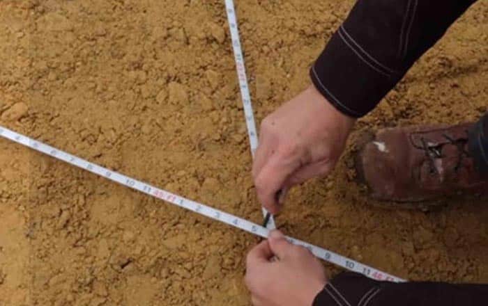  نحوه چهار میخ زدن ملک